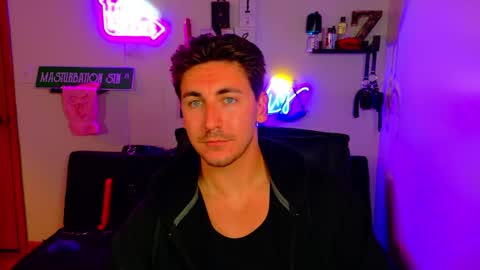 Zach Rhyder online show from 09.11.25