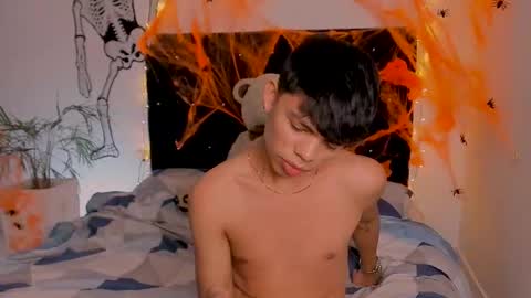 zacktorres_ online show from 10.18.25