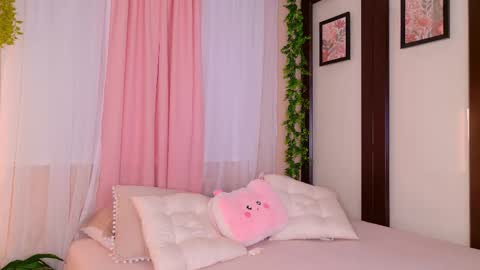   online show from 12.02.25