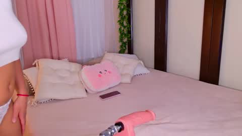   online show from 12.15.25