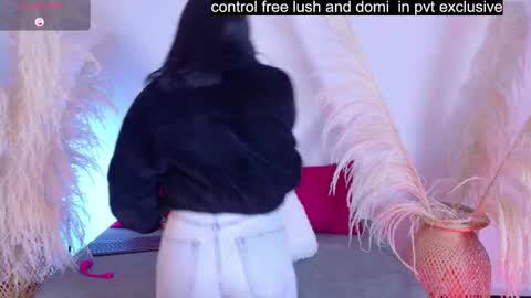 Snapshot of zafira_kh chatting on 11.24.25 Zafira online show from 11.24.25