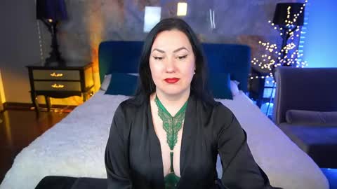 Snapshot of zafiramoonn chatting on 05.16.26 Zafiramoonn online show from 05.16.26