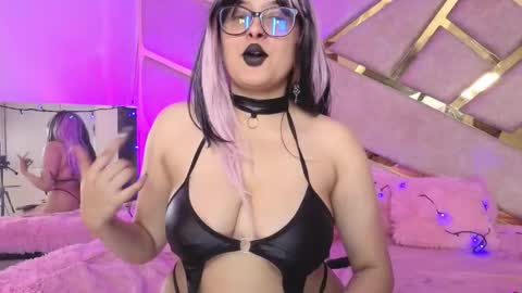   online show from 02.08.26