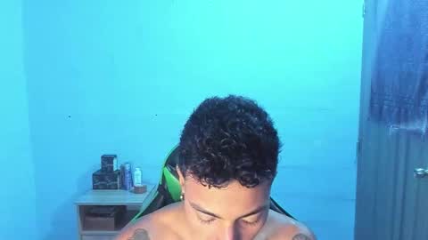 BiG Zafiro online show from 12.04.25