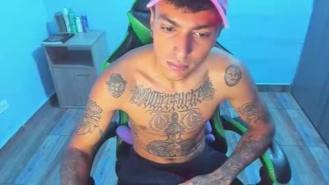 BiG Zafiro online show from 12.17.25