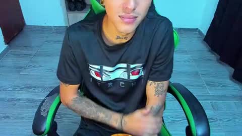 BiG Zafiro online show from 04.04.26