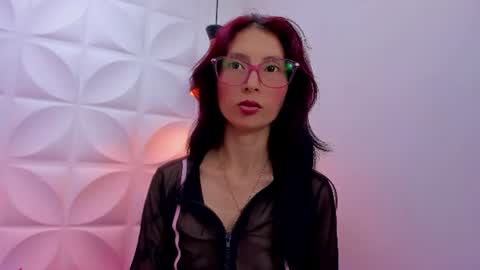 Snapshot of zaira_sweet4 chatting on 06.21.26 zaira_sweet4 online show from 06.21.26