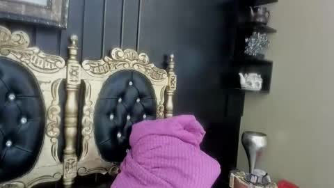 Megan online show from 04.08.26