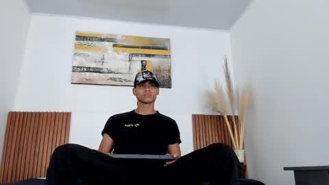 Zander online show from 11.21.25