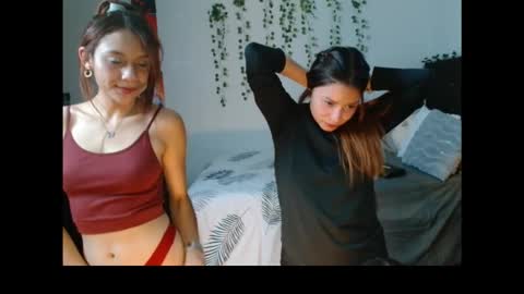 Snapshot of zandra6ghal chatting on 10.24.25 zandra6ghal online show from 10.24.25