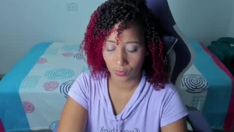 Snapshot of zandra_kiman chatting on 05.07.26 Zandra online show from 05.07.26