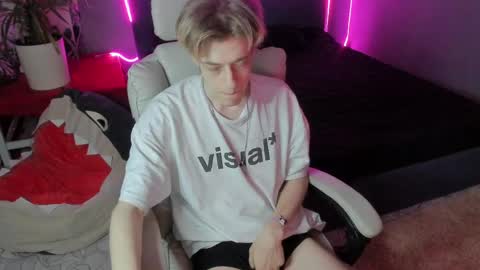 Kel online show from 03.30.26