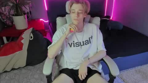 Kel online show from 03.31.26