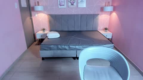 Zara Sweet  online show from 01.24.25