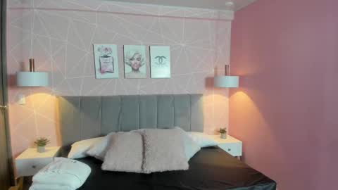 Zara Sweet  online show from 09.11.25