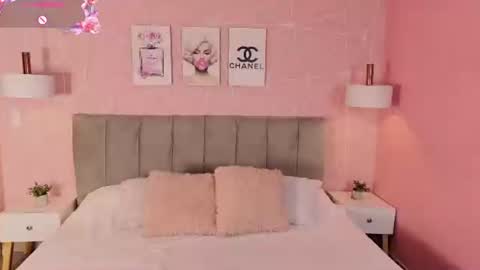 Snapshot of zara__sweet chatting on 06.27.26 Zara Sweet online show from 06.27.26