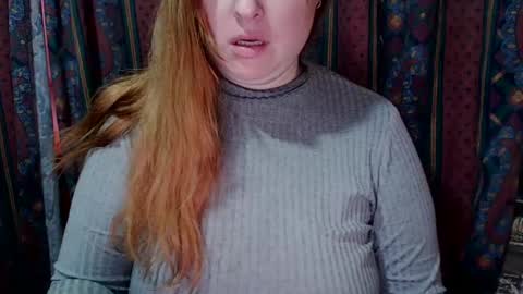 Snapshot of zara_red chatting on 12.31.24 Kate. if im not here im here foxy red333 online show from 12.31.24