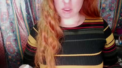 Snapshot of zara_red chatting on 01.21.25 Kate. if im not here im here foxy red333 online show from 01.21.25