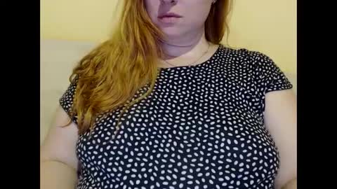 Snapshot of zara_red chatting on 02.11.25 Kate. if im not here im here foxy red333 online show from 02.11.25