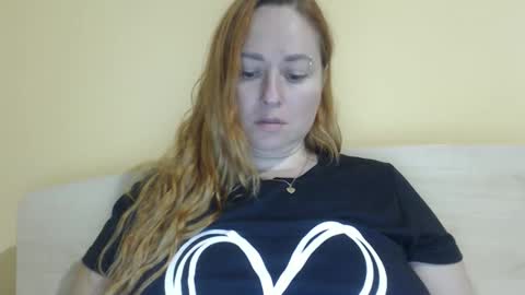 Snapshot of zara_red chatting on 09.23.25 Kate. if im not here im here foxy red333 online show from 09.23.25