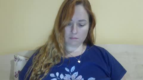 Snapshot of zara_red chatting on 09.25.25 Kate. if im not here im here foxy red333 online show from 09.25.25