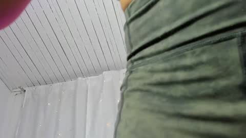 Snapshot of zaradulce chatting on 01.27.25 Zara . online show from 01.27.25