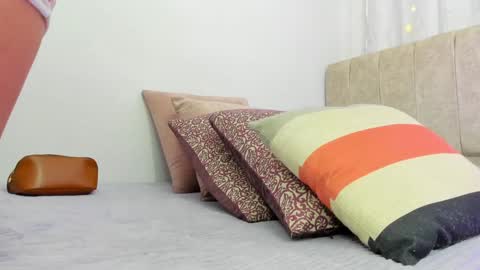 Snapshot of zaradulce chatting on 01.28.25 Zara . online show from 01.28.25