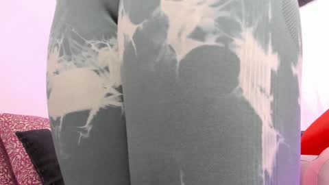 Snapshot of zaradulce chatting on 01.29.25 Zara . online show from 01.29.25