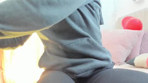 Snapshot of zaradulce chatting on 03.06.25 Zara . online show from 03.06.25