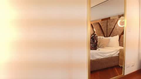 Zarah Andrews online show from 09.30.25