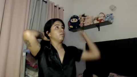 Snapshot of zarah_v chatting on 06.25.26 Fernanda online show from 06.25.26