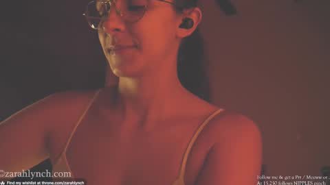 Snapshot of zarahlynch chatting on 03.04.25 Miss Lynch Next show 2911 online show from 03.04.25