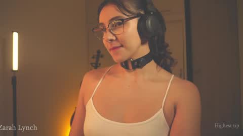 Miss Lynch   Next show  2911 online show from 04.15.26