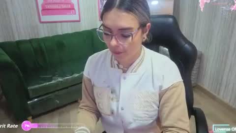 Snapshot of zarcasutra_t chatting on 06.11.26 Isabella online show from 06.11.26