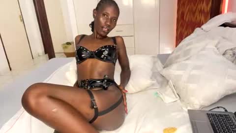zaria_amara online show from 07.21.26