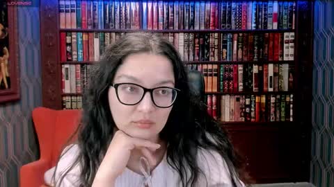 Zarifa online show from 10.26.25