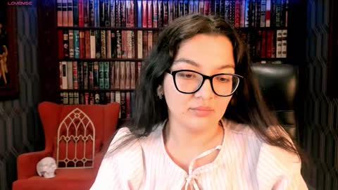 Zarifa online show from 11.16.25