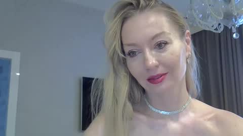 Zarina Swift online show from 01.23.25