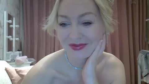 Zarina Swift online show from 10.06.25