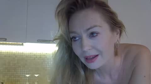 Zarina Swift online show from 04.11.26