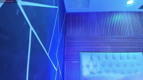 Snapshot of zarinawynne chatting on 03.17.26 Zarina Waynne online show from 03.17.26