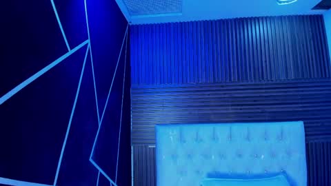 Snapshot of zarinawynne chatting on 04.09.26 Zarina Waynne online show from 04.09.26