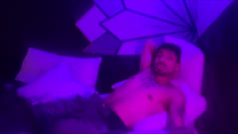 Snapshot of zayd3n69 chatting on 02.14.26 zayden online show from 02.14.26