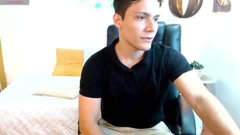 zayn_clausen online show from 04.16.26