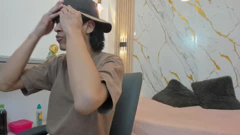 Zayn online show from 04.04.26