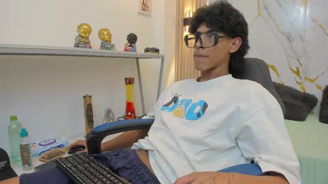 Zayn online show from 04.13.26