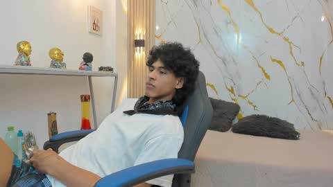 Zayn online show from 04.16.26