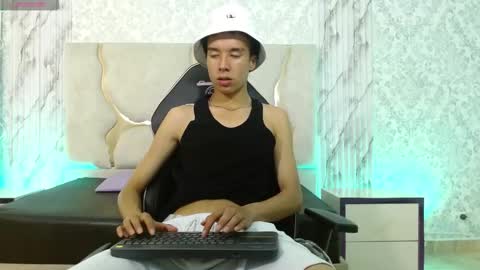 zayn_tay online show from 01.10.26