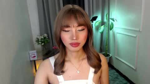 Snapshot of zelainalovetocum chatting on 02.02.25 zelainalovetocum online show from 02.02.25