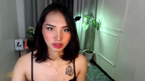 Snapshot of zelainalovetocum chatting on 03.06.25 zelainalovetocum online show from 03.06.25